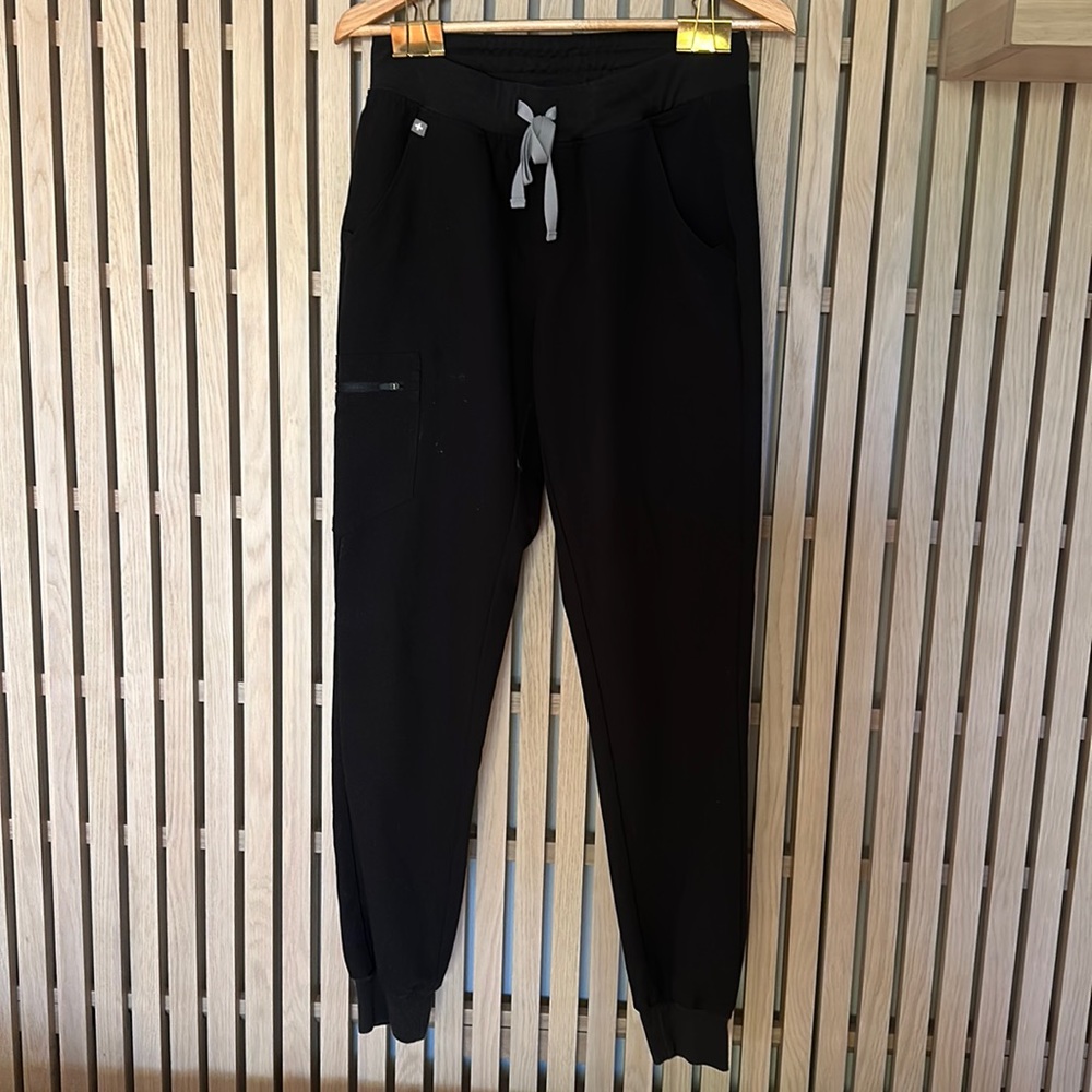 Figs scrub joggers